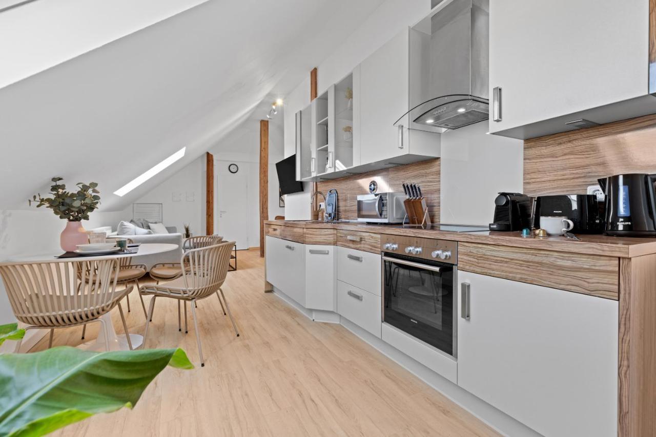 Stilvolle Wohnung: Private Dachterrasse - Zentral Augsburg Exteriör bild